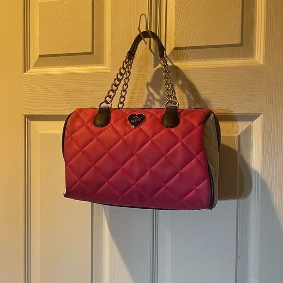 Betsey Johnson Handbags - Betsey Johnson Synthetic hot pink, beige & black quilted Satchel/ crossbody bag